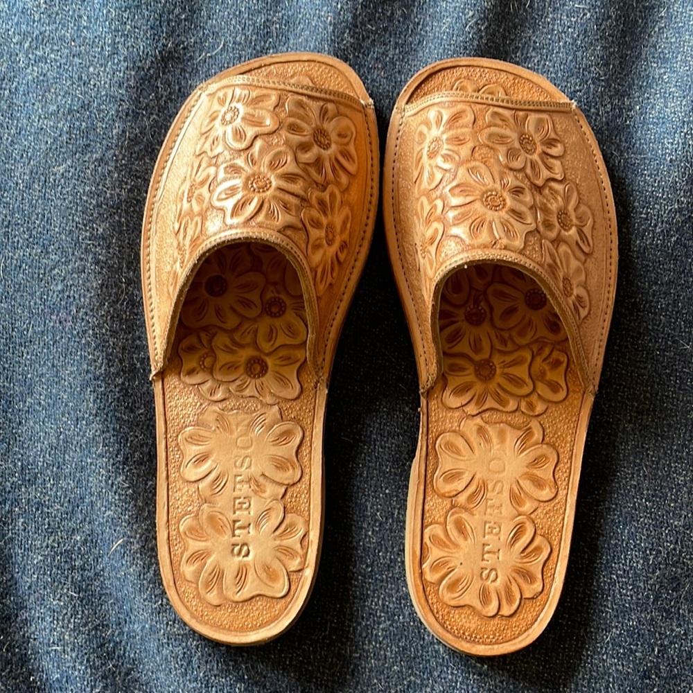 Stetson tooled leather sandal